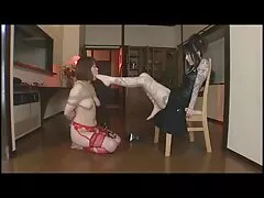 Jumpsuit màu xanh đỏ ren anh lon dep gai nhat ban